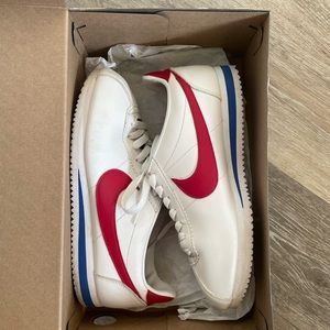 Size 8.5 Nike Cortez womens